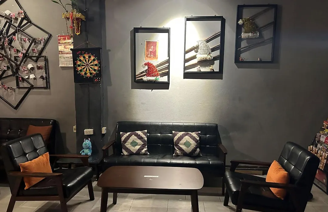 Monkey Toe Guesthouse-1