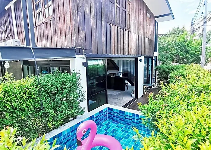 Stay Here Hostel เชียงใหม่